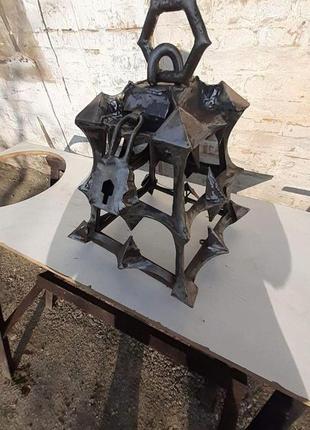 Потолочный бра ручной ковки в средневековом готическом стиле