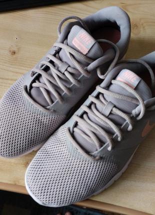 Кросівки nike flex essential tr athletic sneakers 924344-009 оригінал розмір 39 устілка 25 см