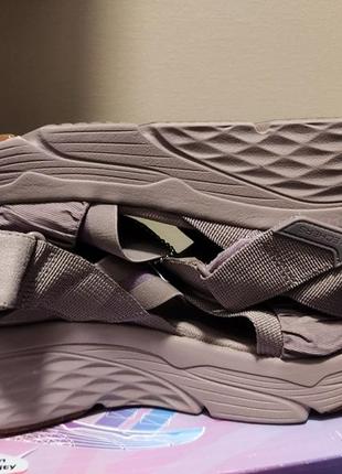 Літні трекінгові босоніжки, сандалі6 фото