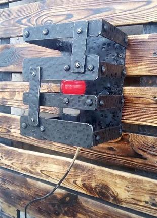 Бра в виде средневекового светильника в ретро стиле