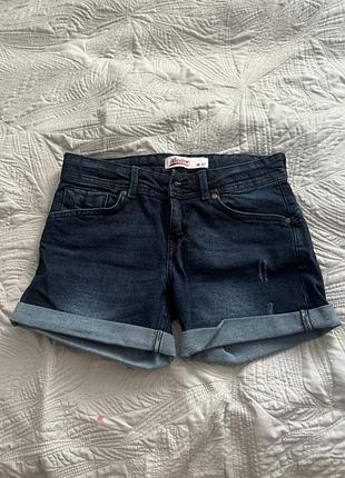 Джинсові шорти розмір 27