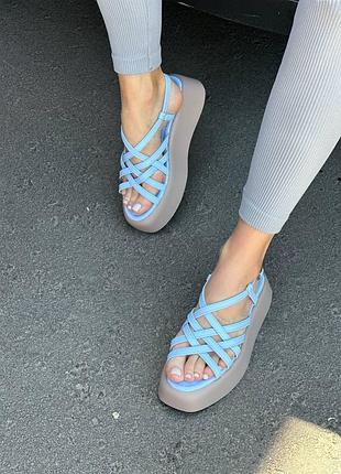 Суперовые босоножки женские на лето на платформе голубые голубые9 фото