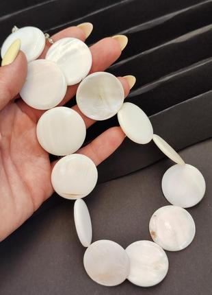 Перламутр намисто. коротке намисто з перламутру. кольє з перламутру. натуральний...