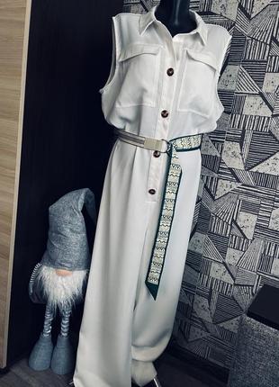 Елегантний брючний костюм-смокінг-комбінезон river island.
