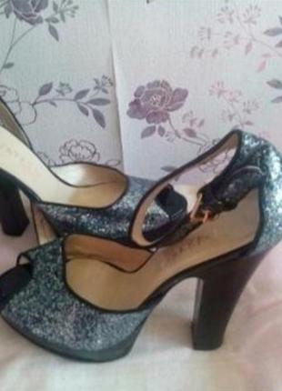 Новые гламурные босоножки 37 размер итальялия9 фото