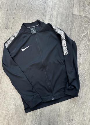 Худи nike.8-10роков