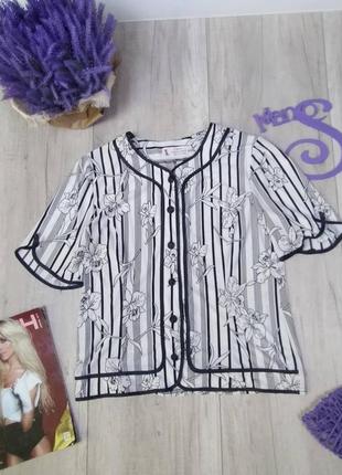 Женская блузка new fashion с коротким рукавом на пуговицах белая с цветочным принтом размер l (48)