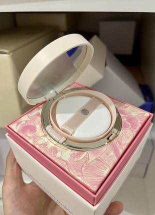 Ohui ultimate cover lifting cushion + 2 запасних блока  #01 flower edition