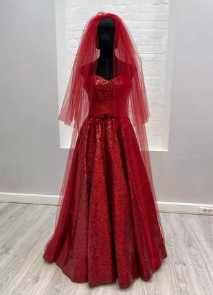 Червона фата