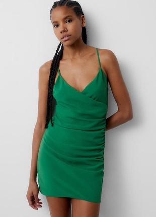 Яскрава коротка сукня pull&bear