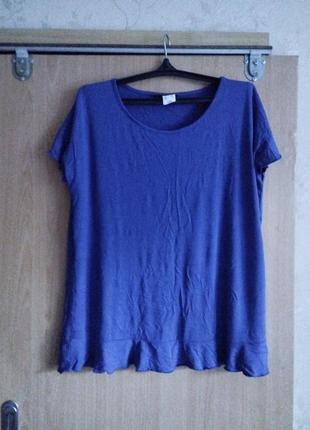 Очень красивого цвета футболка, блуза на пышную красоту.