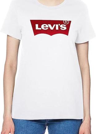 Футболка levis. размер xs. оригинал.
