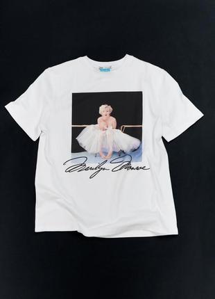 Футболка marilyn monroe - фото мілтона х. грін © 2024 джошуа грін