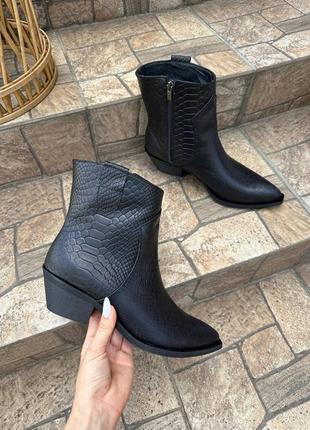 Ботинки козаки женские из натуральной кожи