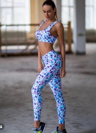 Костюм для занятий фитнесом. designet for fitness.