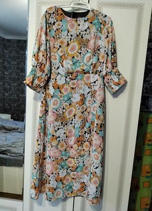 Довга сукня квітковий принт
