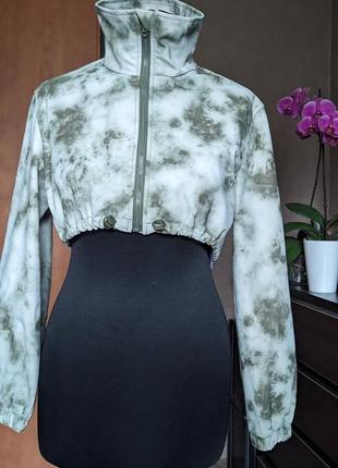 Костюм zara з короткою курточкою і штанами з високою посадкою