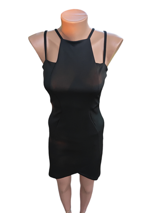 Женское короткое платье