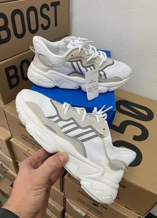 Топ. кроссовки adidas ozweego white reflective