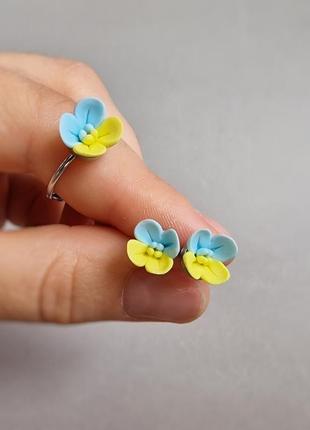 Серьги и колечко миниатюрные цветы глина украина2 фото