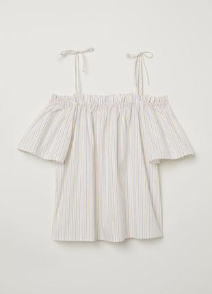 Блуза с открытыми плечами в служку h&m