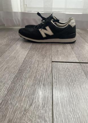 Кросівки new balance