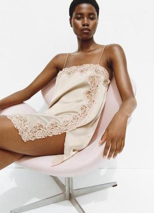 Платье кружевное бежевое zara new