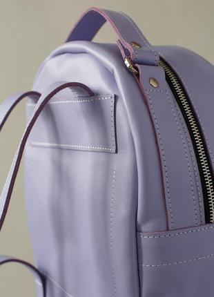Женский мини-рюкзак ручной работы из натуральной кожи с легким глянцевым эффектом лавандовог7 фото