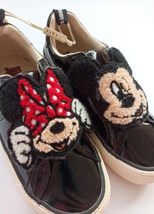 Кросівки мокасіни кеди zara mickey mouse мікі маус на дівчинку 35 розмір