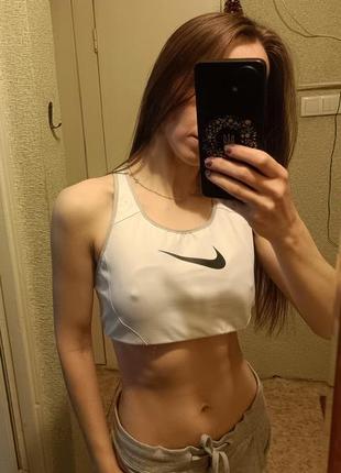 Топ nike