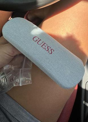 Окуляри guess