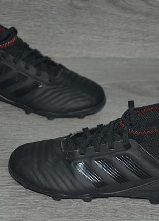 Продам кроссовки для футбола фрирма adidas predator 19.3.