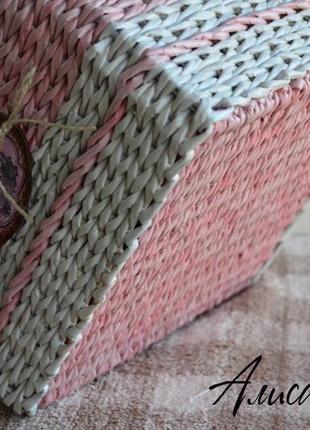 Корзинка плетеная розовая квадратная 29х29смх17см.2 фото