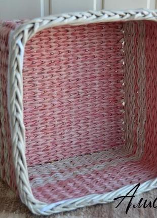 Плетена корзинка рожева квадратна 29х29смх17см.3 фото