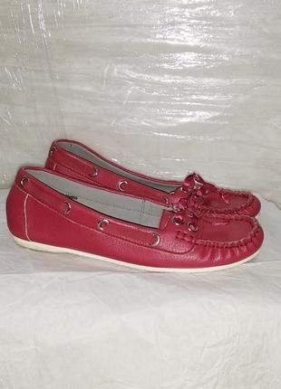 Жіночі шкіряні топсайдери лофері мокасини балетки вишневі бордові натуральна шкіра актуальні стильні тренд 2024 зручні м'які