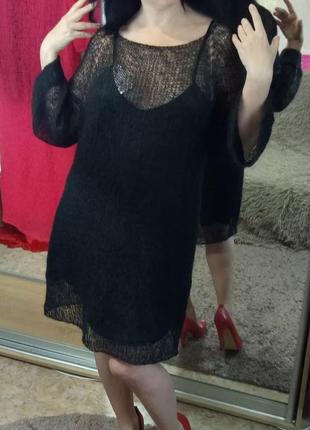 Платье-паутинка из кид-мохера черного цвета с широким вырезом горловины7 фото