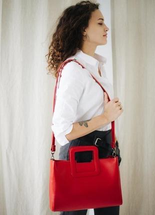 Женская сумка с съемным плечевым ремнем из натуральной кожи красного цвета6 фото