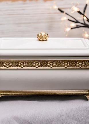 Коробочка скринька шкатулка для прикрас із позолотою «gold & white»2 фото