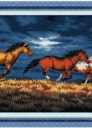Набор для вышивания по нанесённой на канву схеме "galloping horse". aida 14ct printed 60*37 см