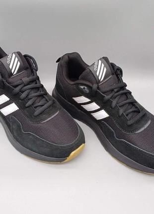 Кросівки adidas чорні