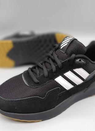 Кросівки adidas чорні