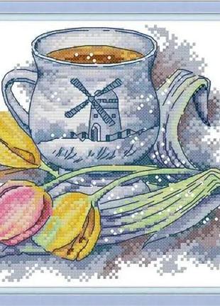 Набор для вышивания по нанесённой на канву схеме "dutch teacup". aida 14ct printed, 27*21 см