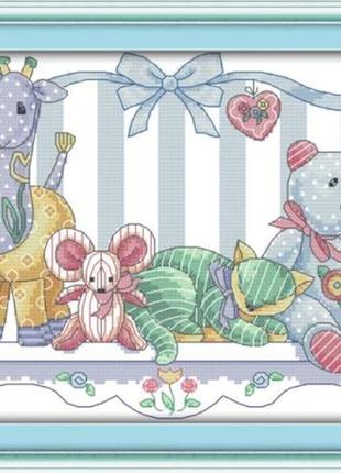 Набір для вишивання за нанесеною на канву схемою "plush toys". aida 14ct printed 41*22 см