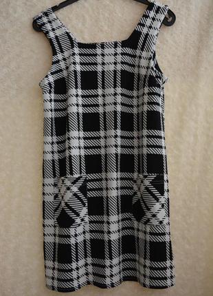 Стильный сарафан в клетку