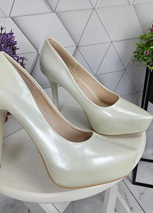 Туфли жемчужина белые на шпильке с платформой на подборе распродаж