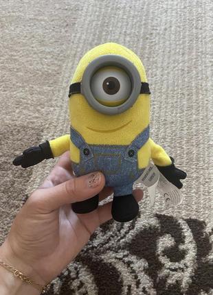 Мягкая игрушка миньон