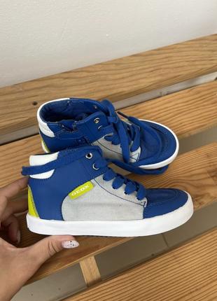 Дитячі кеди geox текстильні кросівки для хлопчика джеокс 27 високі кросівки тапочки