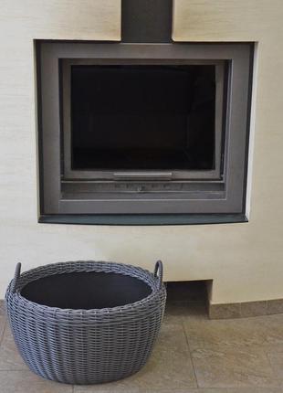 Корзина для дров плетеная (дровница) из искусственного ротанга ручной работы. цвет графит. 45 литров