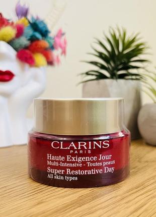 Оригінал денний відновлюючий крем для будь-якого типу шкіри clarins super restorative day cream