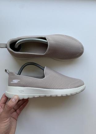 Кроссовки skechers